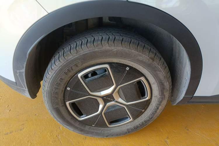Used AION UT 2025 330 Star Edition Right Rear Wheel Hub