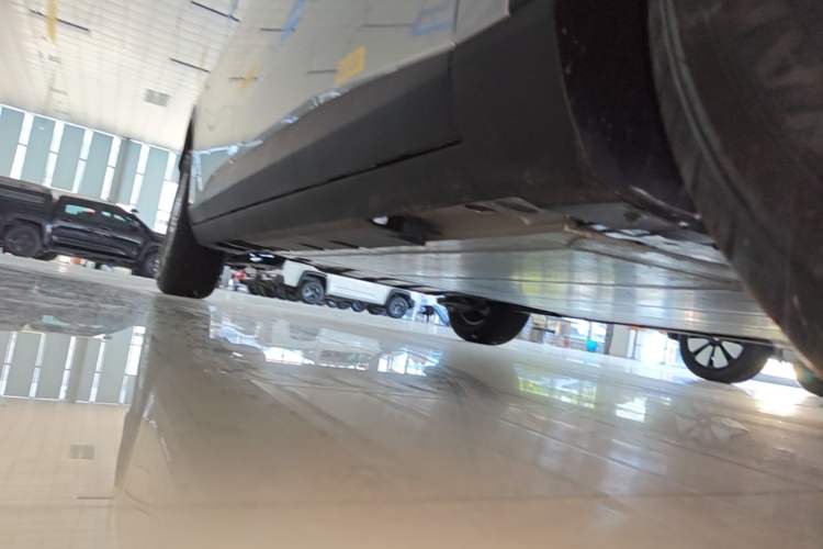 Used AION UT 2025 330 Starlight Edition Right Side Sill