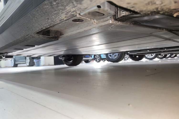 Used AION UT 2025 330 Starlight Edition Right Side Sill