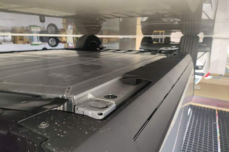 Used AION UT 2025 330 Starlight Edition Right Side Sill