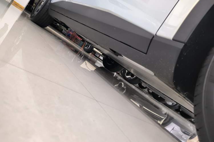 Used AION UT 2025 330 Starlight Edition Right Side Sill