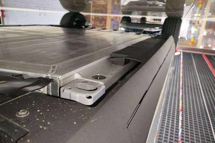 Used AION UT 2025 330 Star Edition Right Side Sill