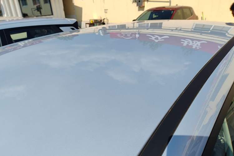 Used AION UT 2025 330 Starlight Edition Roof