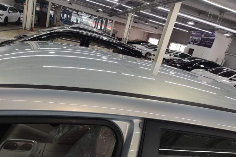 Used AION UT 2025 330 Starlight Edition Roof