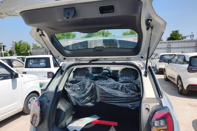 Used AION UT 2025 330 Starlight Edition Trunk