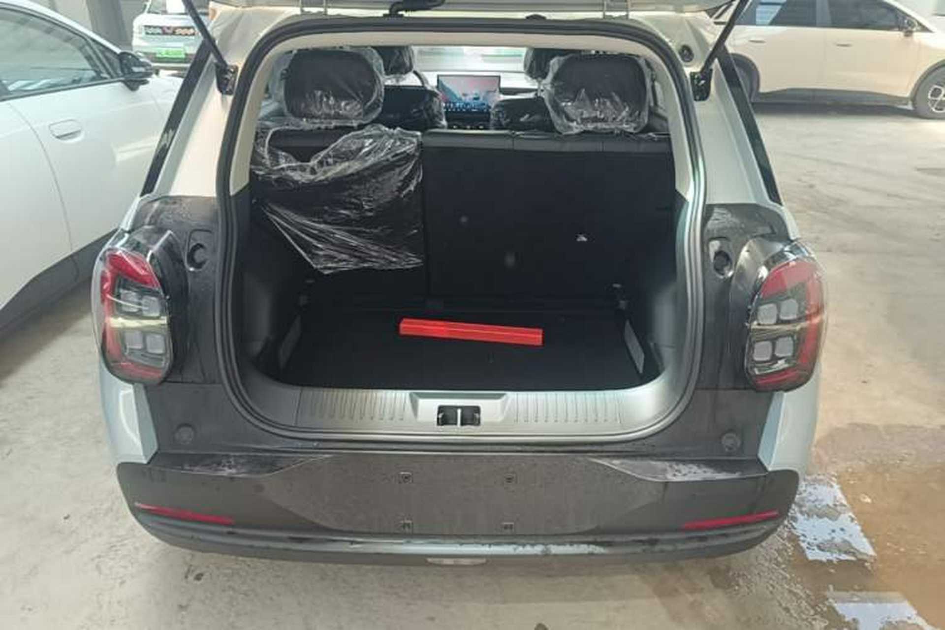Used AION UT 2025 420 Smart Edition Trunk