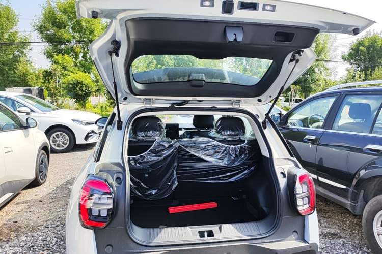 Used AION UT 2025 420 Smart Edition Trunk