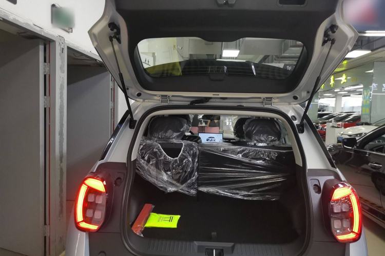 Used AION UT 2025 330 Starlight Edition Trunk