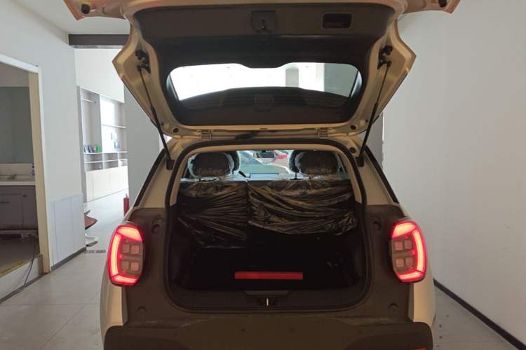 Used AION UT 2025 330 Starlight Edition Trunk