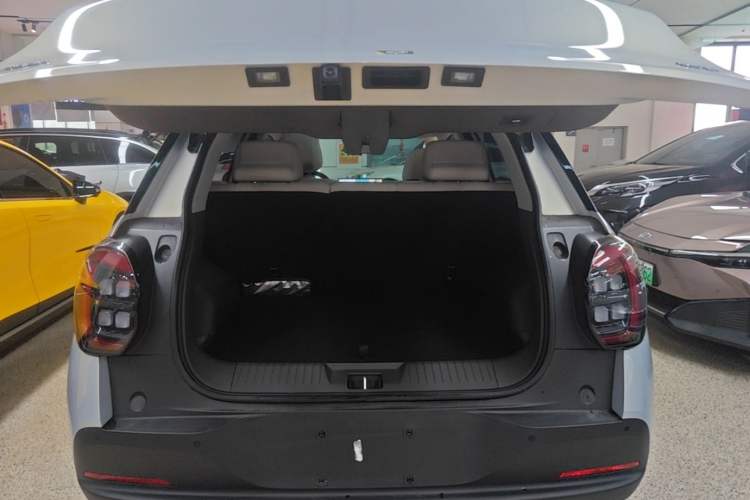 Used AION UT 2025 420 Prestige Edition Trunk