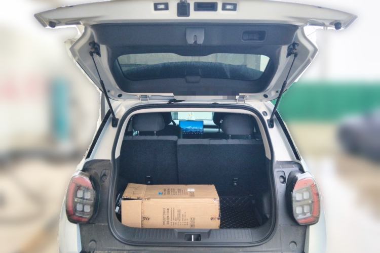 Used AION UT 2025 330 Starlight Edition Trunk