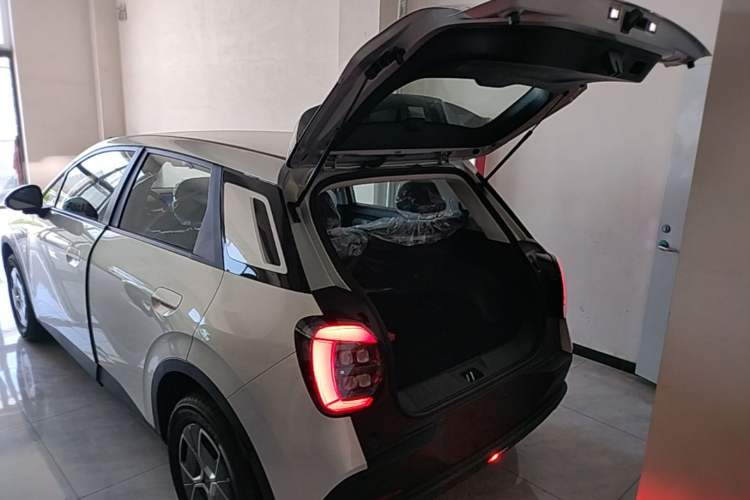 Used AION UT 2025 420 Smart Edition Trunk