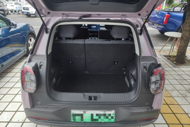 Used AION UT 2025 330 Starlight Edition Trunk