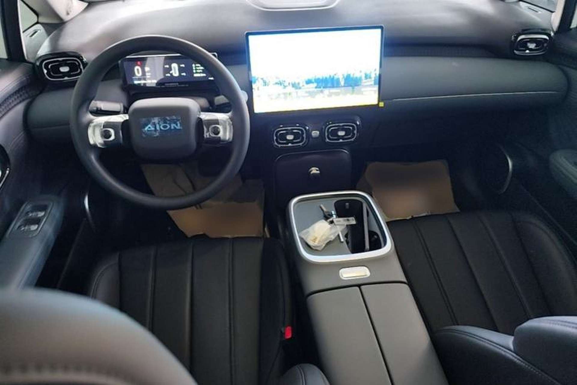 Used AION UT 2025 420 Smart Edition Center Console