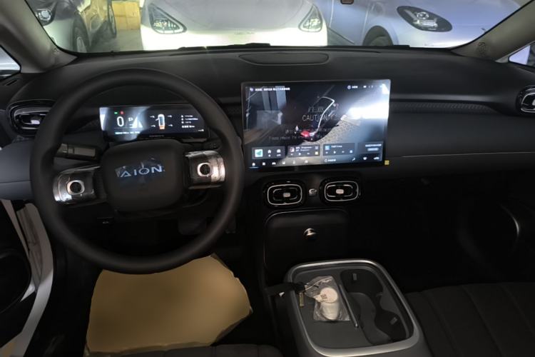 Used AION UT 2025 330 Starlight Edition Center Console