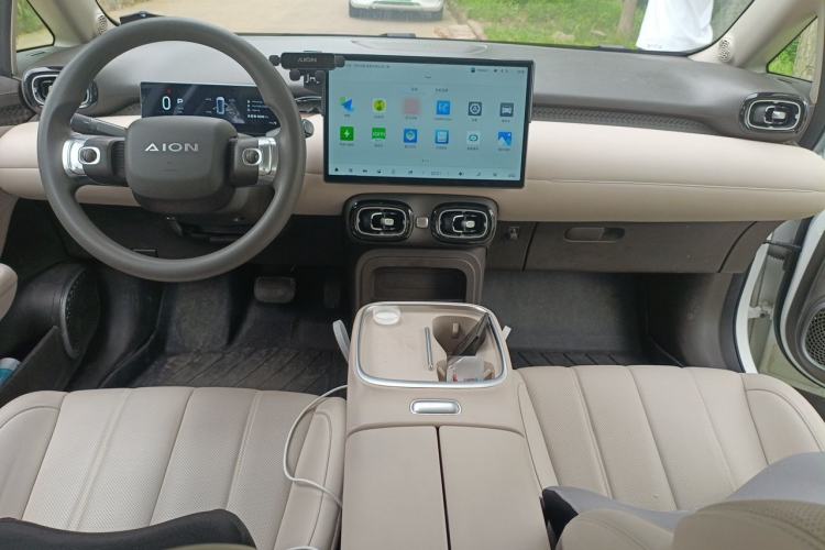 Used AION UT 2025 420 Smart Edition Center Console