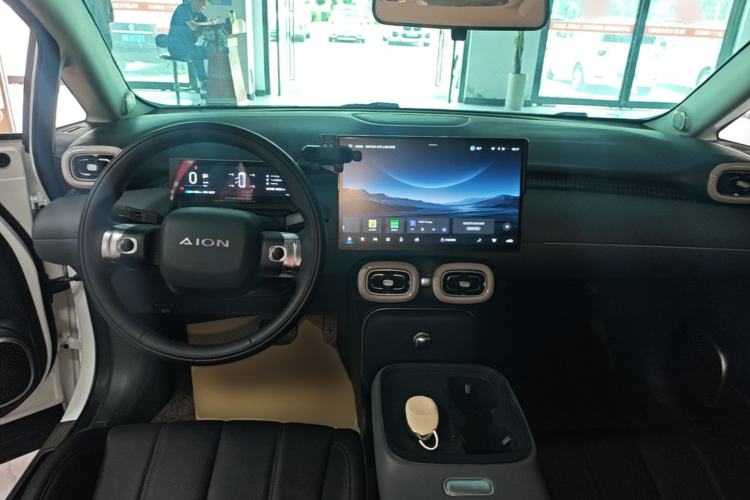 Used AION UT 2025 420 Intelligent Luxury Edition Center Console