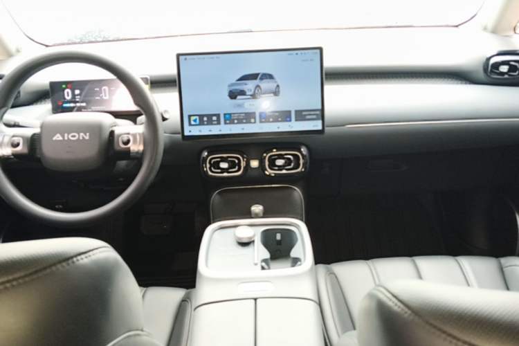 Used AION UT 2025 420 Smart Edition Center Console