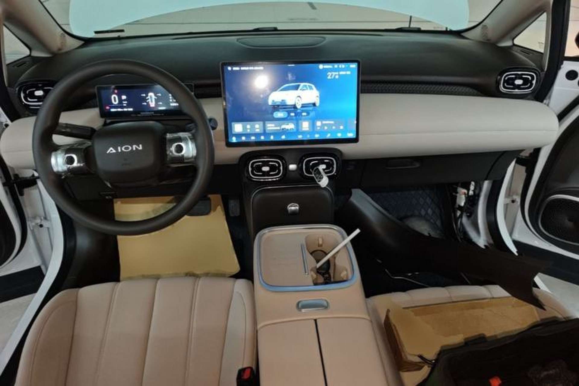 Used AION UT 2025 330 Starlight Edition Center Console