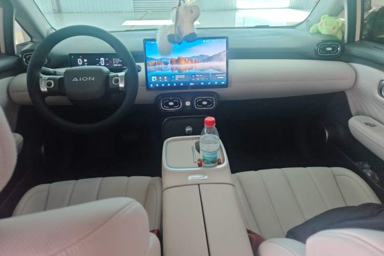Used AION UT 2025 420 Intelligent Luxury Edition Center Console