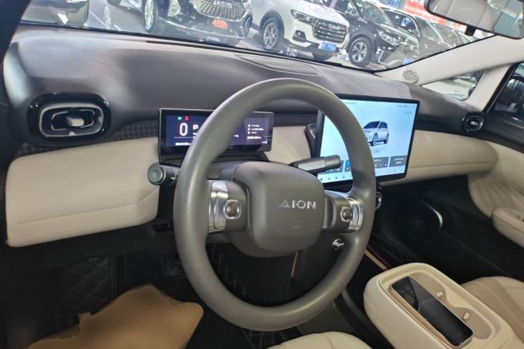 Used AION UT 2025 420 Smart Edition Center Console