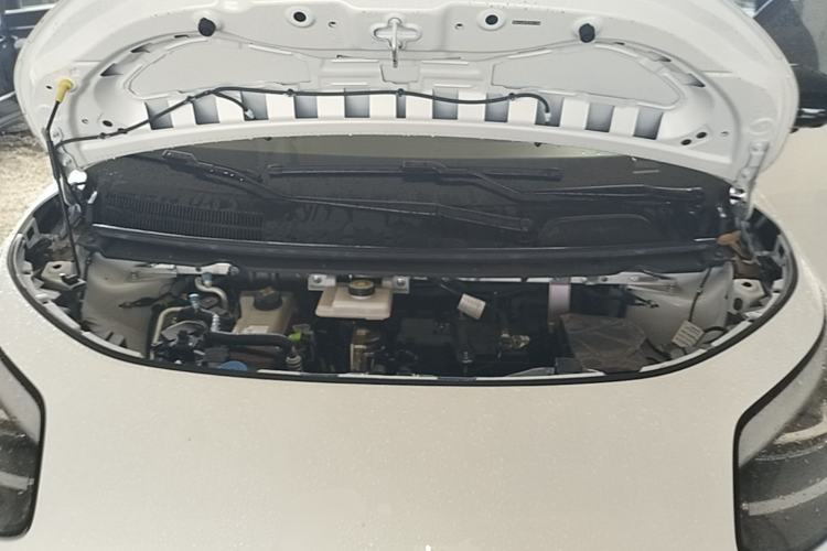 Used AION UT 2025 420 Intelligent Luxury Edition Engine Bay