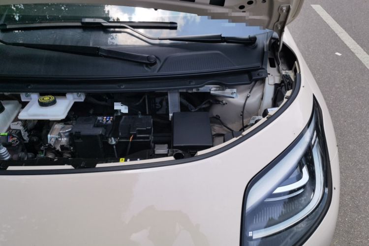 Used AION UT 2025 420 Smart Edition Engine Bay Left