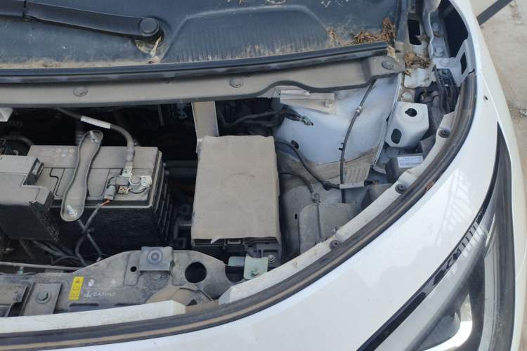 Used AION UT 2025 420 Smart Edition Engine Bay Left