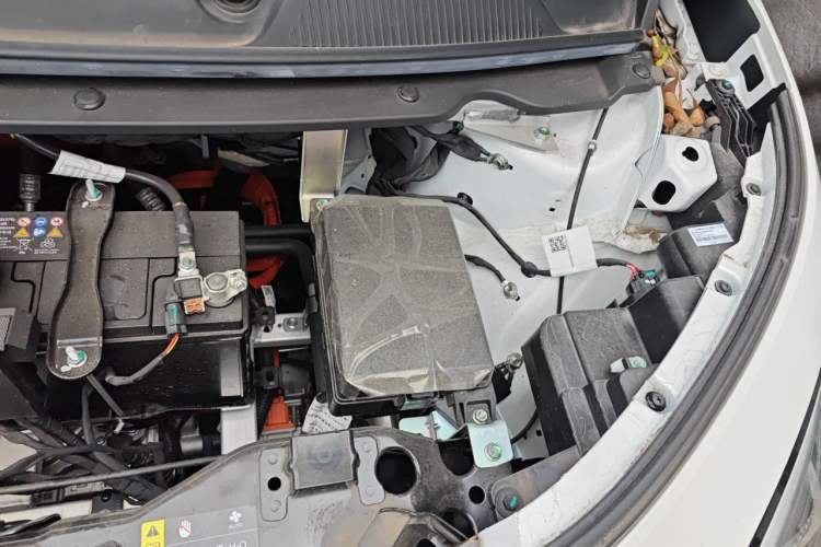 Used AION UT 2025 420 Intelligent Luxury Edition Engine Bay Left