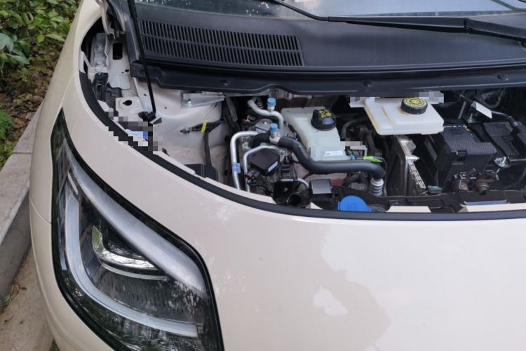 Used AION UT 2025 420 Smart Edition Engine Bay Right