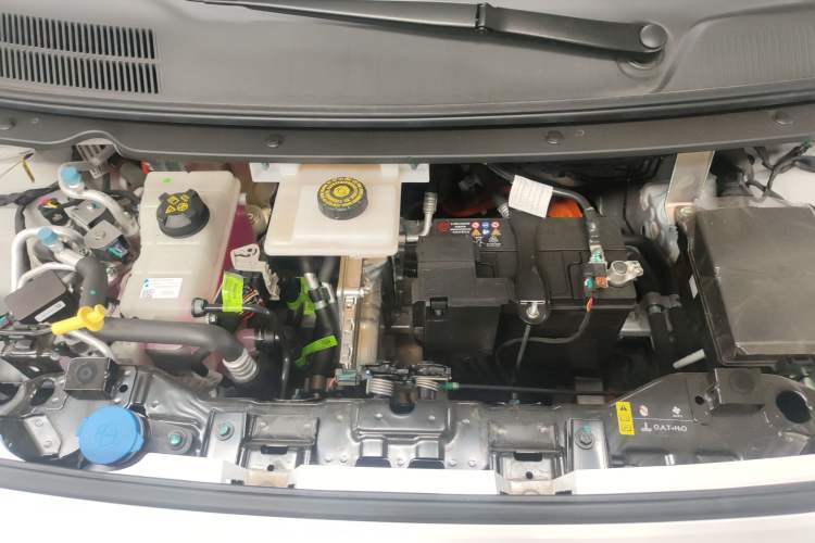 Used AION UT 2025 420 Smart Edition Engine Bay