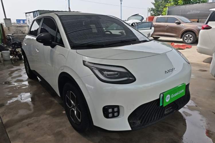 Used AION UT 2025 330 Starlight Edition Exterior 1
