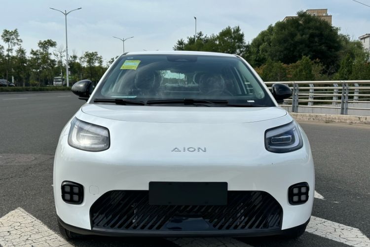 Used AION UT 2025 330 Starlight Edition Exterior 1