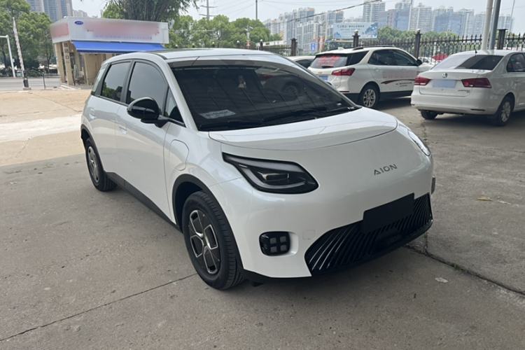 Used AION UT 2025 330 Starlight Edition Exterior 2
