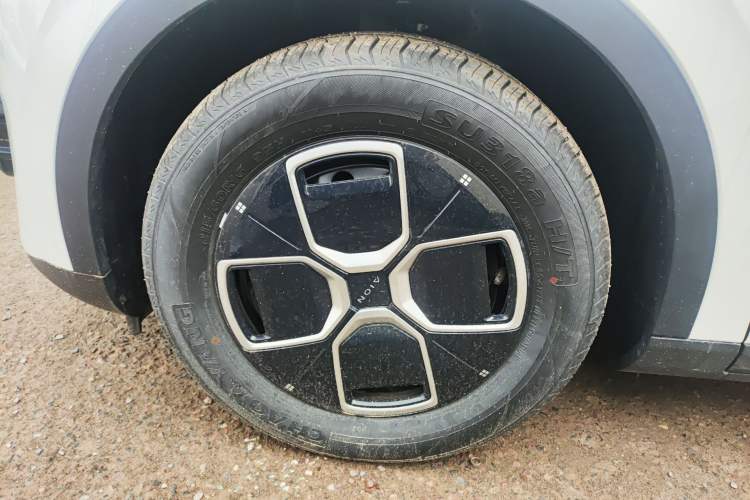 Used AION UT 2025 420 Smart Edition Exterior 4
