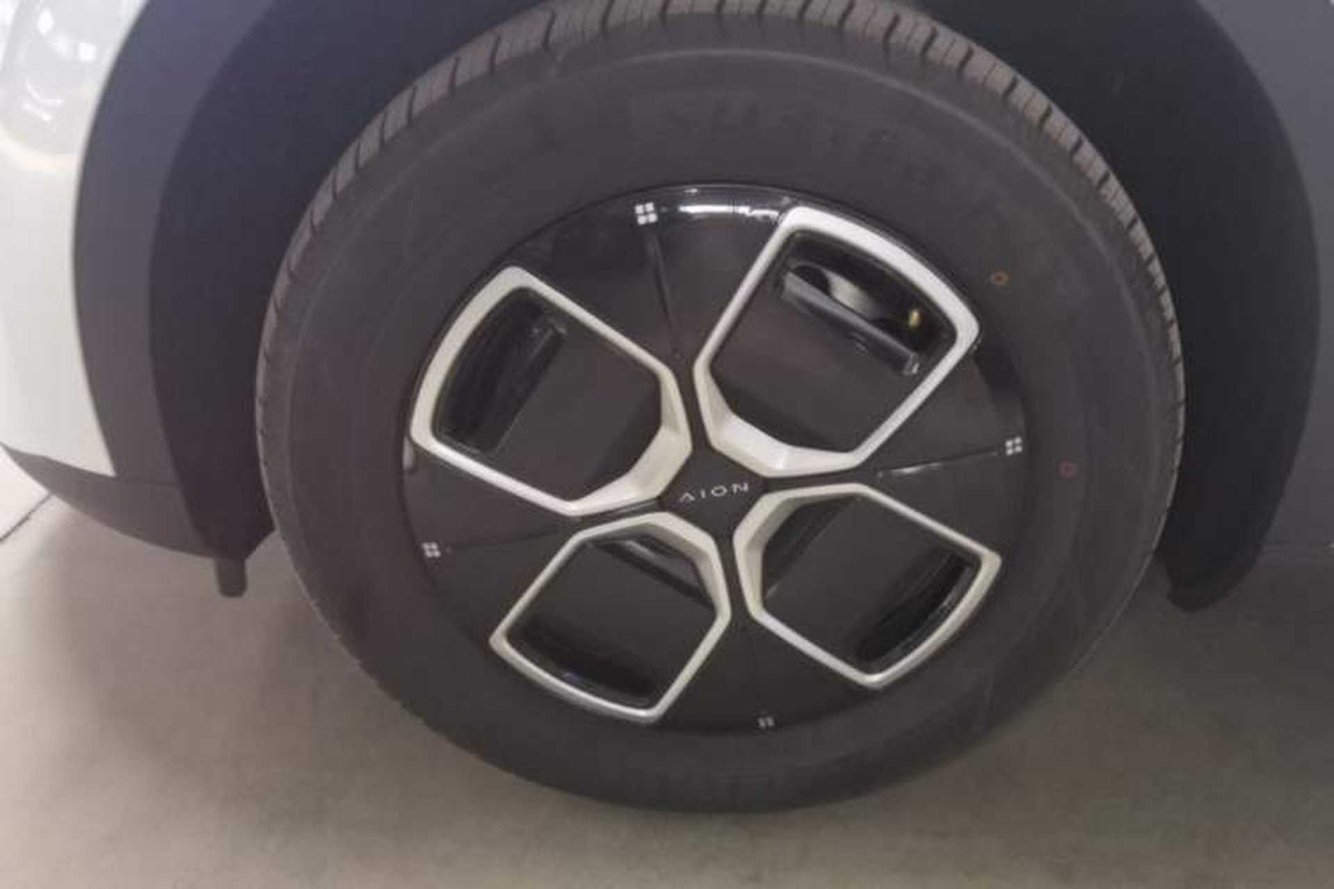 Used AION UT 2025 420 Smart Edition Exterior 4