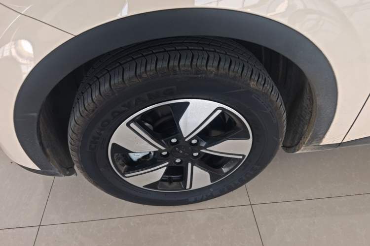 Used AION UT 2025 420 Intelligent Luxury Edition Exterior 4