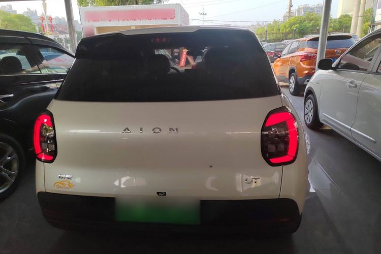 Used AION UT 2025 330 Starlight Edition Exterior 5