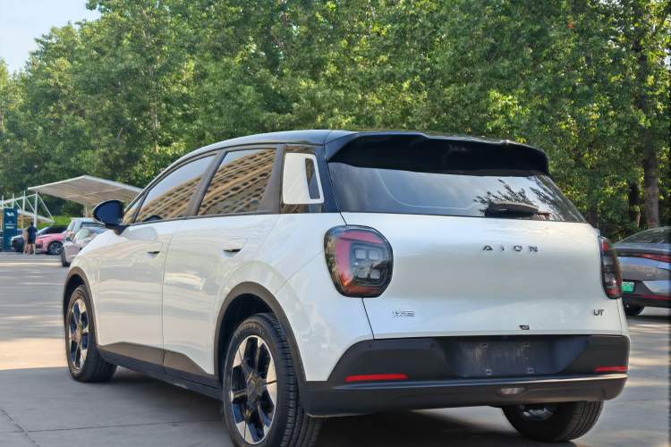 Used AION UT 2025 420 Prestige Edition Exterior 9