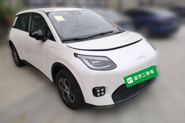 Used AION UT 2025 420 Smart Edition Front Right 45 Deg