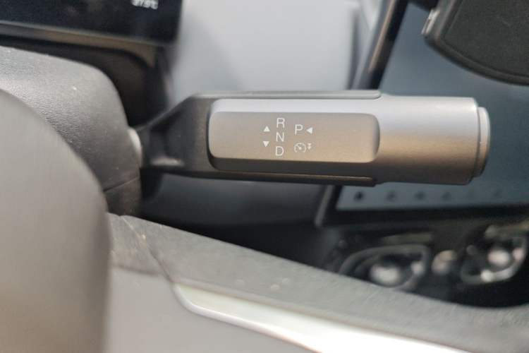 Used AION UT 2025 420 Smart Edition Gear Lever