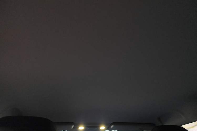 Used AION UT 2025 330 Starlight Edition Headliner