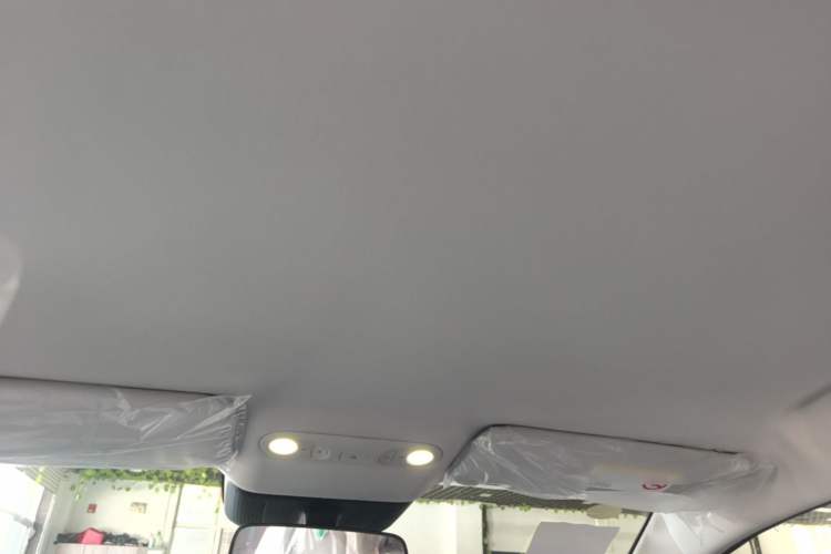 Used AION UT 2025 330 Starlight Edition Headliner
