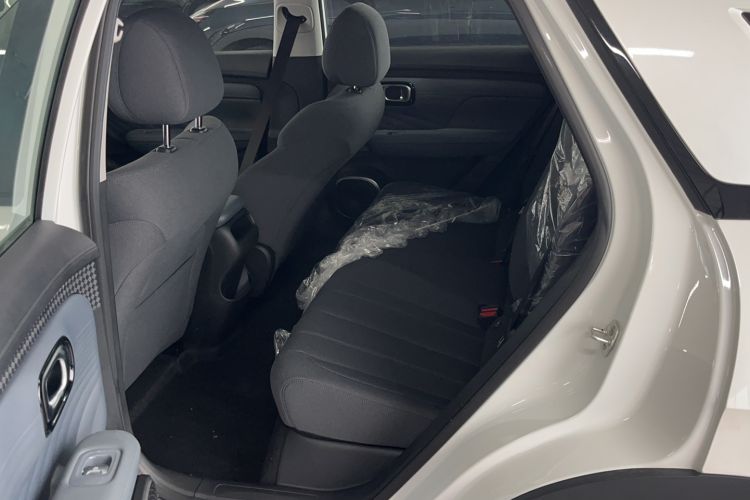 Used AION UT 2025 330 Starlight Edition Interior 1
