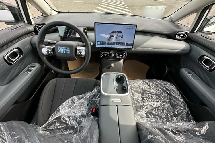 Used AION UT 2025 330 Starlight Edition Interior 1