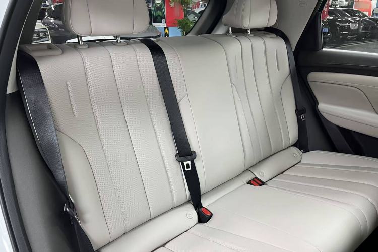 Used AION UT 2025 420 Prestige Edition Interior 10