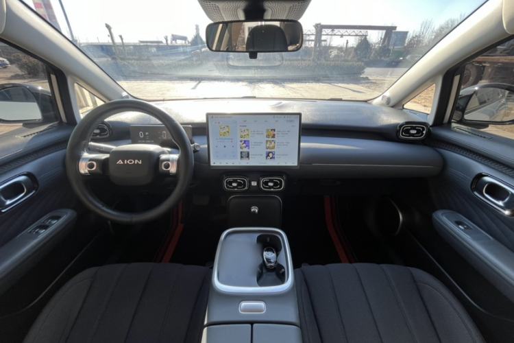Used AION UT 2025 330 Starlight Edition Interior 2
