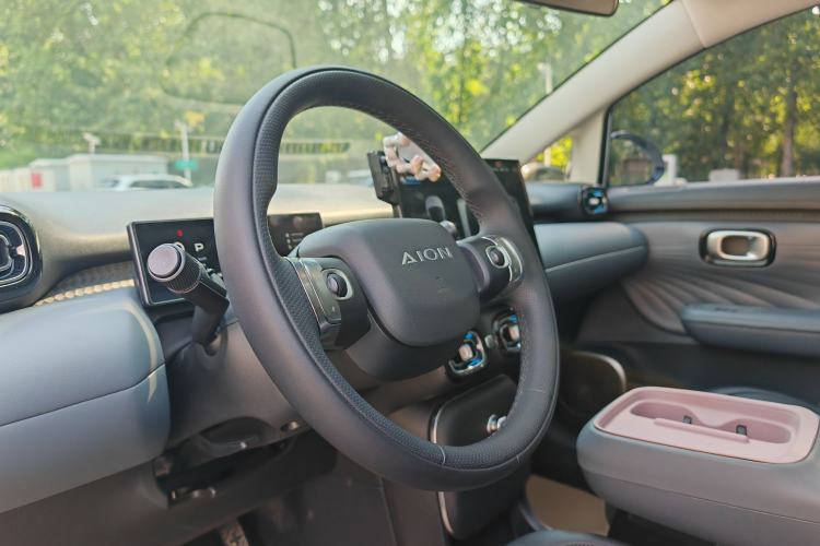 Used AION UT 2025 420 Prestige Edition Interior 4