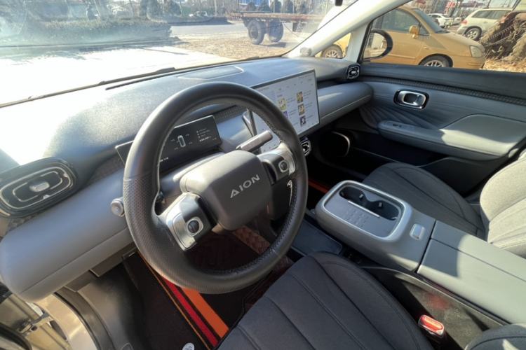 Used AION UT 2025 330 Starlight Edition Interior 4