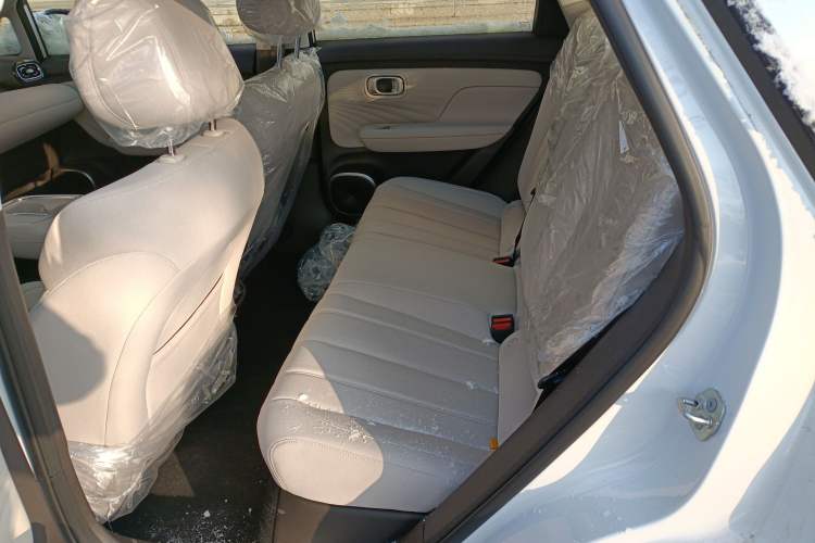 Used AION UT 2025 330 Starlight Edition Interior 4